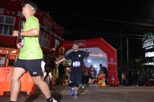 BIB: 4167
                            <button type="button" onclick="openModal(26265249)" class="btn btn-primary btn-sm float-right btn-popup" data-toggle="modal" data-target=".modal-high-quality">
                        <i class="fas fa-shopping-cart"></i> Add to Cart
                    </button>
                                            <button type="button" onclick="isThisMe(26265249, true)" class="btn btn-success btn-sm float-right btn-popup btn-isme hidden" data-toggle="tooltip" data-placement="bottom" title="นี่คือรูปของคุณใช่ไหม คลิกที่นี่เพื่อเอาเข้าอัลบั้ม">
                        <i class="fas fa-plus"></i> Add to album
                    </button>
                    <button type="button" onclick="isThisMe(26265249, false)" class="btn btn-warning btn-sm float-right btn-popup btn-isnotme hidden">
                        <i class="fas fa-ban"></i> Remove from album
                    </button>